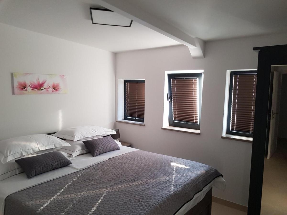 בפורטורוז Fontana Apartments מראה חיצוני תמונה