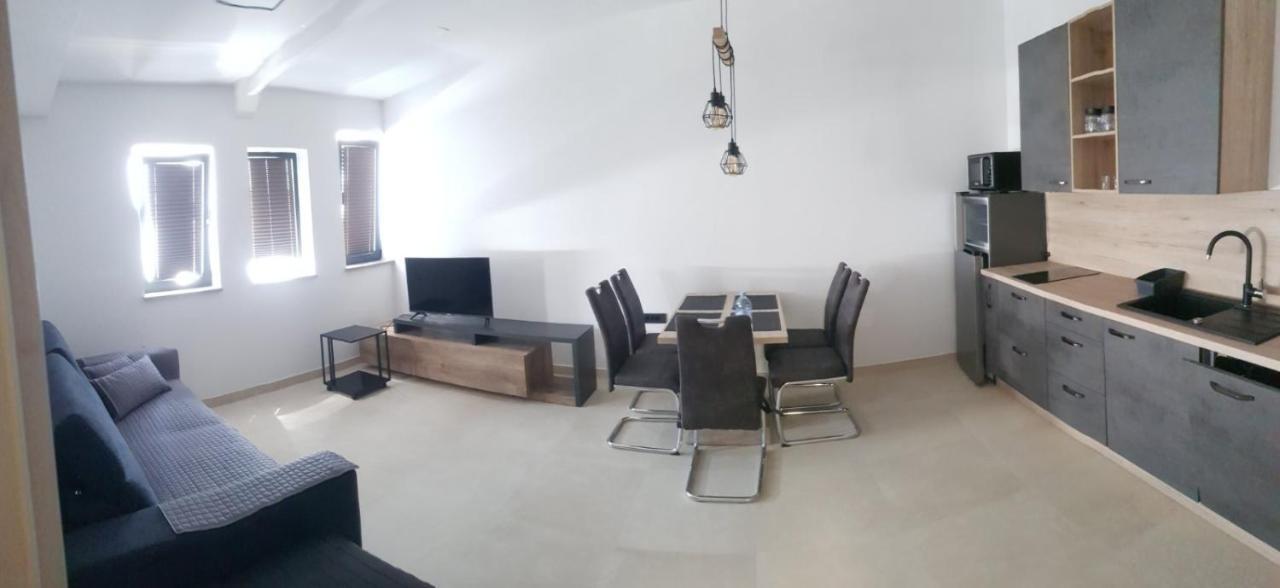 בפורטורוז Fontana Apartments מראה חיצוני תמונה